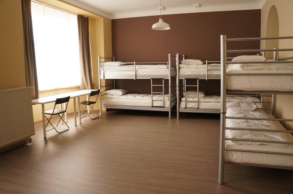 Es Hostel Saint-Gilles Esterno foto