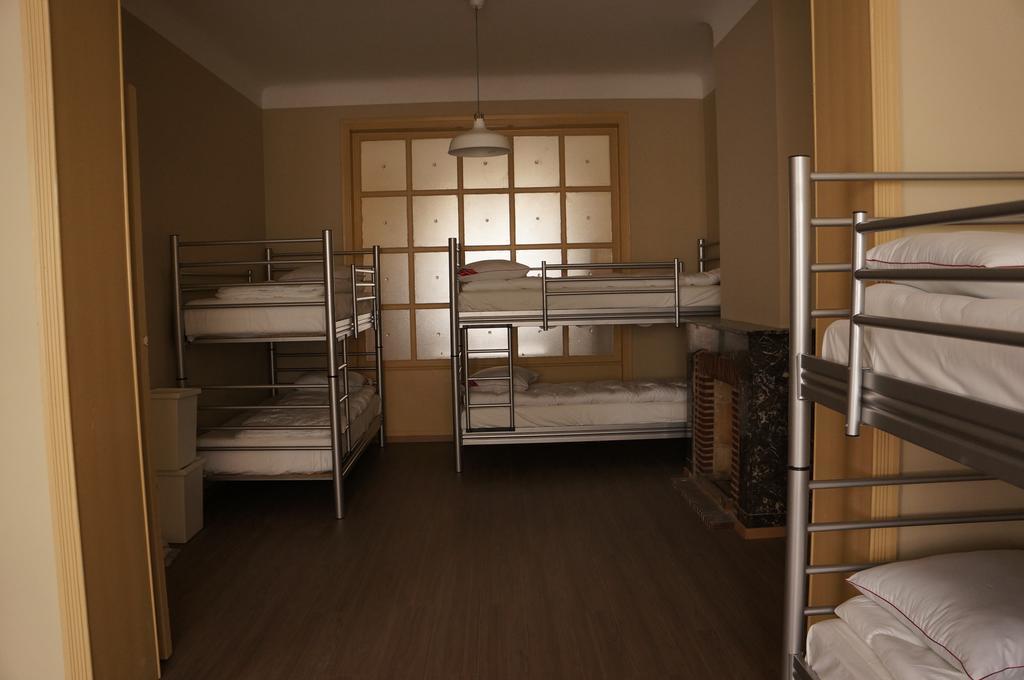 Es Hostel Saint-Gilles Esterno foto